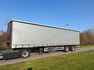 Pacton | LOADINGBOARD | STEERING AXLE | GURTIN SIDE/ROOF |